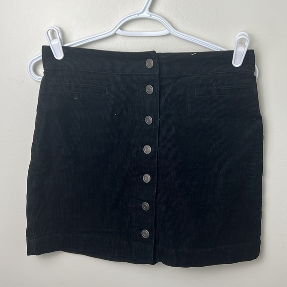 Aritzia Wilfred Corduroy Mini Front Button Closure Skirt Size 6 - Picture 5 of 10